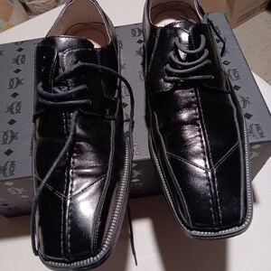Men black Stacy Adam's shoes